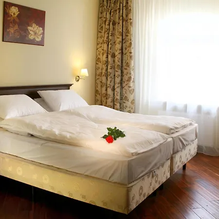 Nocleg ze śniadaniem Kobza Haus Old Town 3*