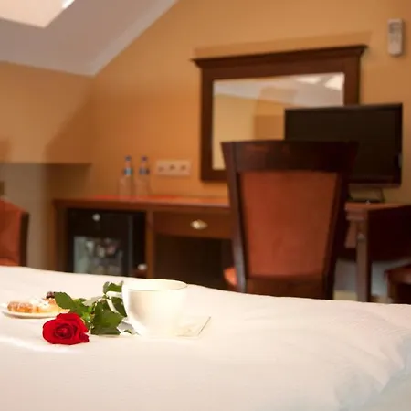 Kobza Haus Old Town Nocleg ze śniadaniem 3*