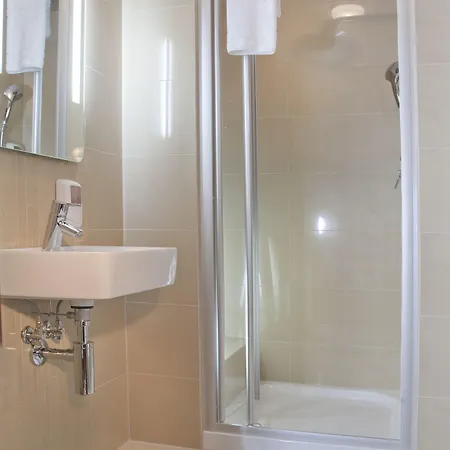 Kobza Haus Old Town Bed & Breakfast