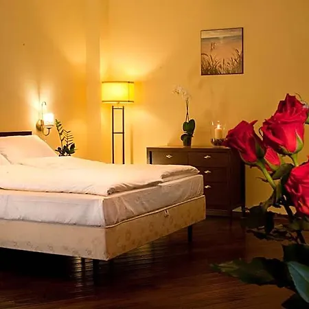 Kobza Haus Old Town Oda ve Kahvaltı 4*