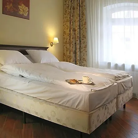 Kobza Haus Old Town Oda ve Kahvaltı 4*