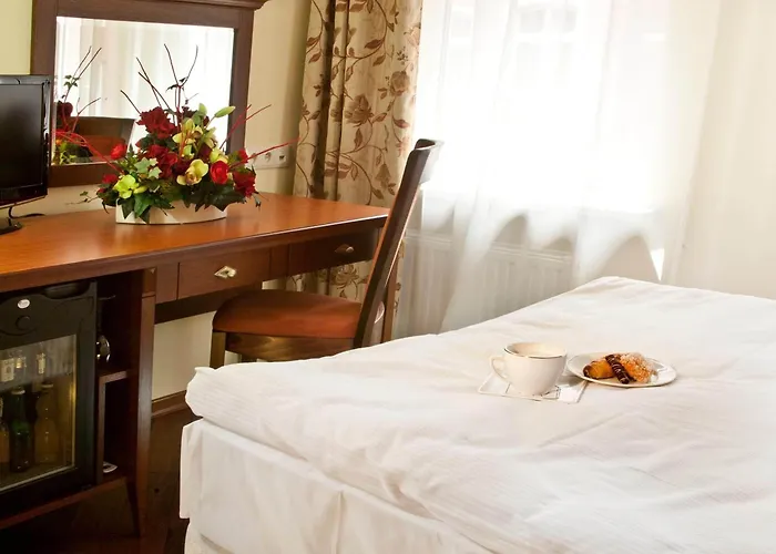 Kobza Haus Old Town 4*