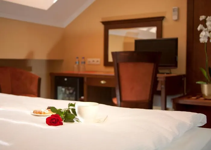 Kobza Haus Old Town Bed & Breakfast 4*